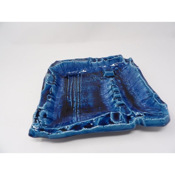 Pair Vintage MCM Large Blue Ashtrays Marked Japan. Square Ashtray 9 1/4" L x 9 1 - Picture 4 of 10